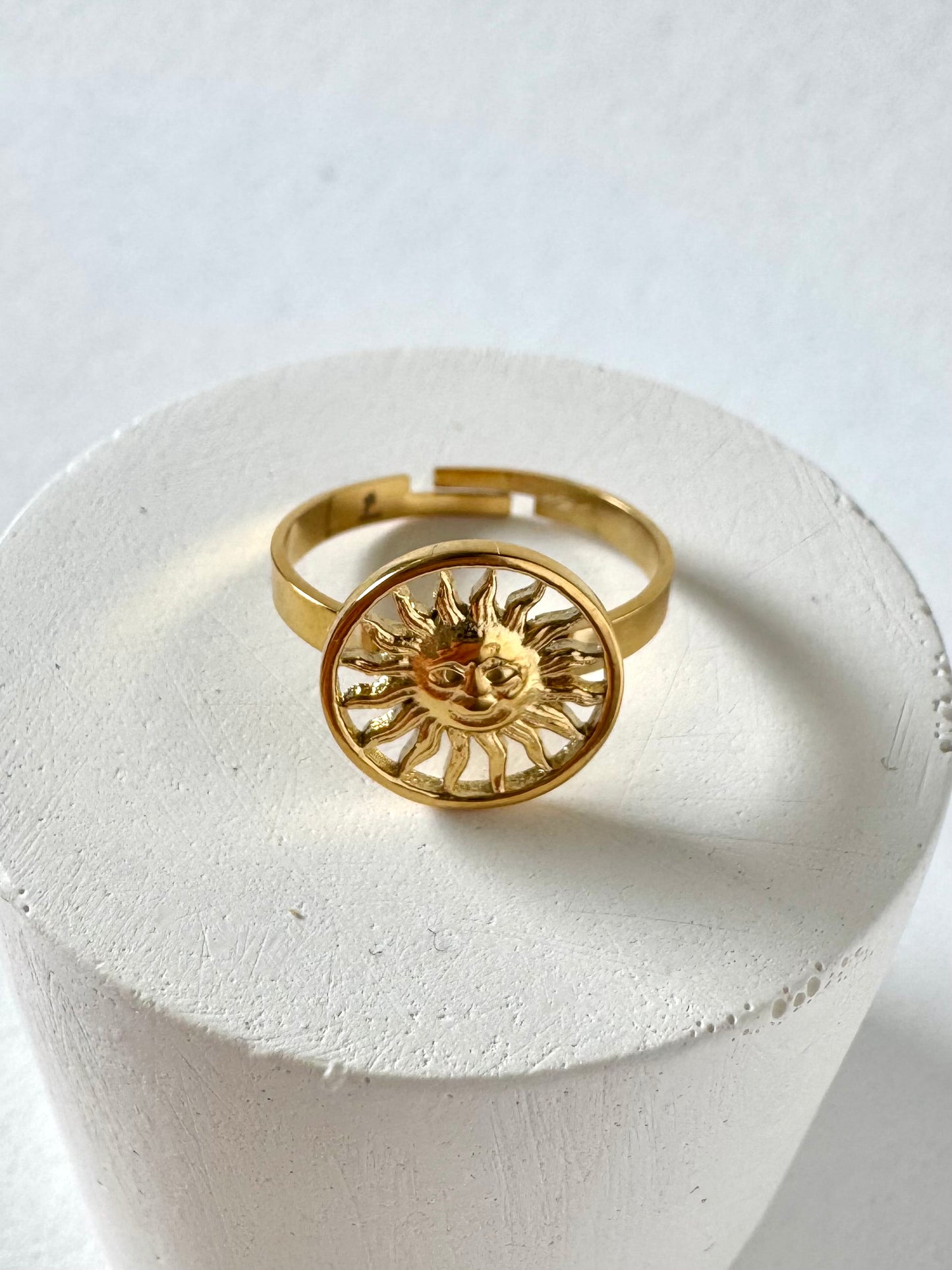 Helia 18K gold-plated adjustable ring