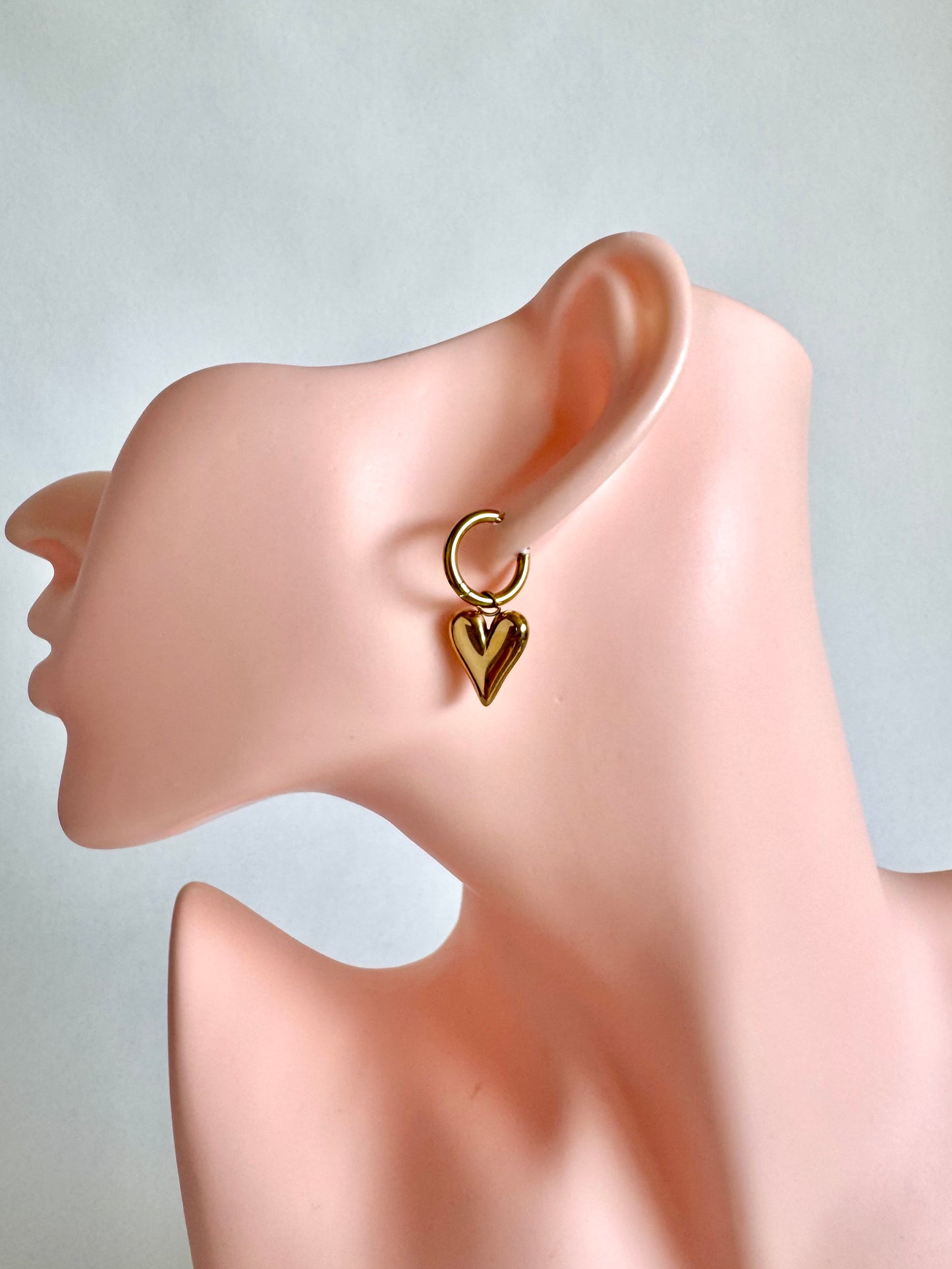 Amour Hoops