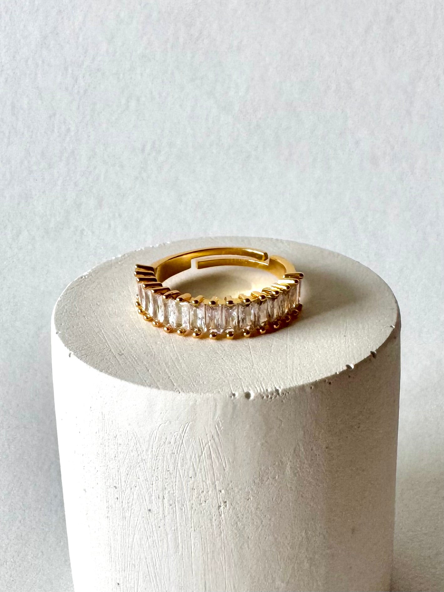 Luna 18K gold-plated adjustable ring